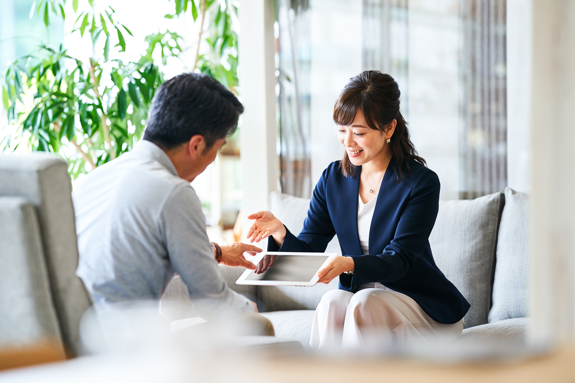 大きい手と小さい手で作ったハート