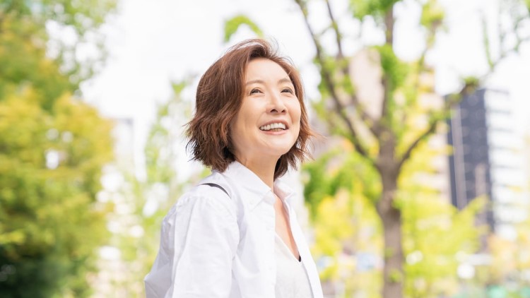 50代の女性のイメージ画像